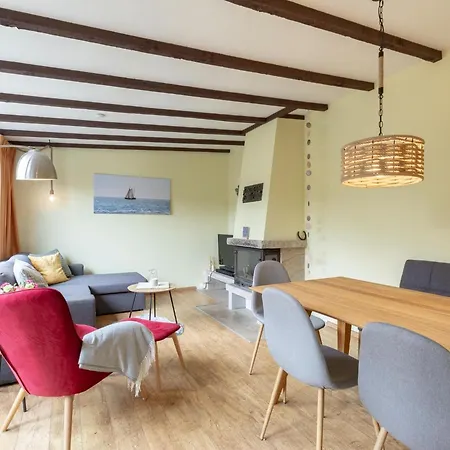 펜션 Holiday Bungalow With Garden Sint Maartensvlotbrug