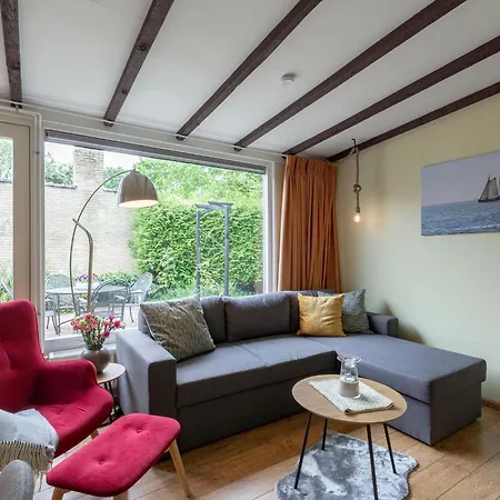 펜션 Holiday Bungalow With Garden Sint Maartensvlotbrug